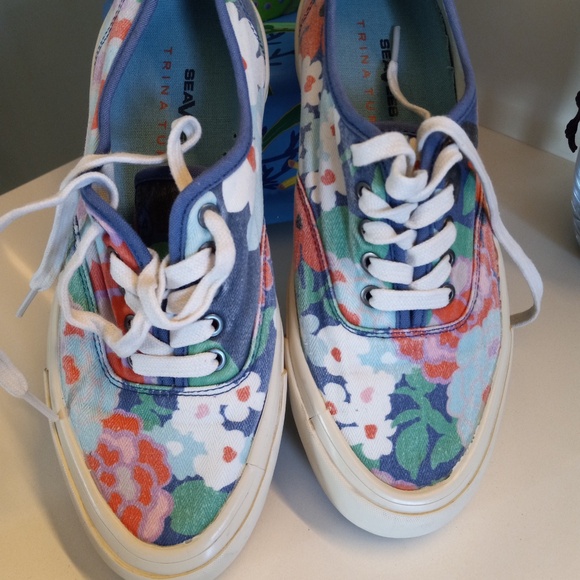 Seavees-FunFloral - Women's- Sneakers SZ 8 - Picture 2 of 6